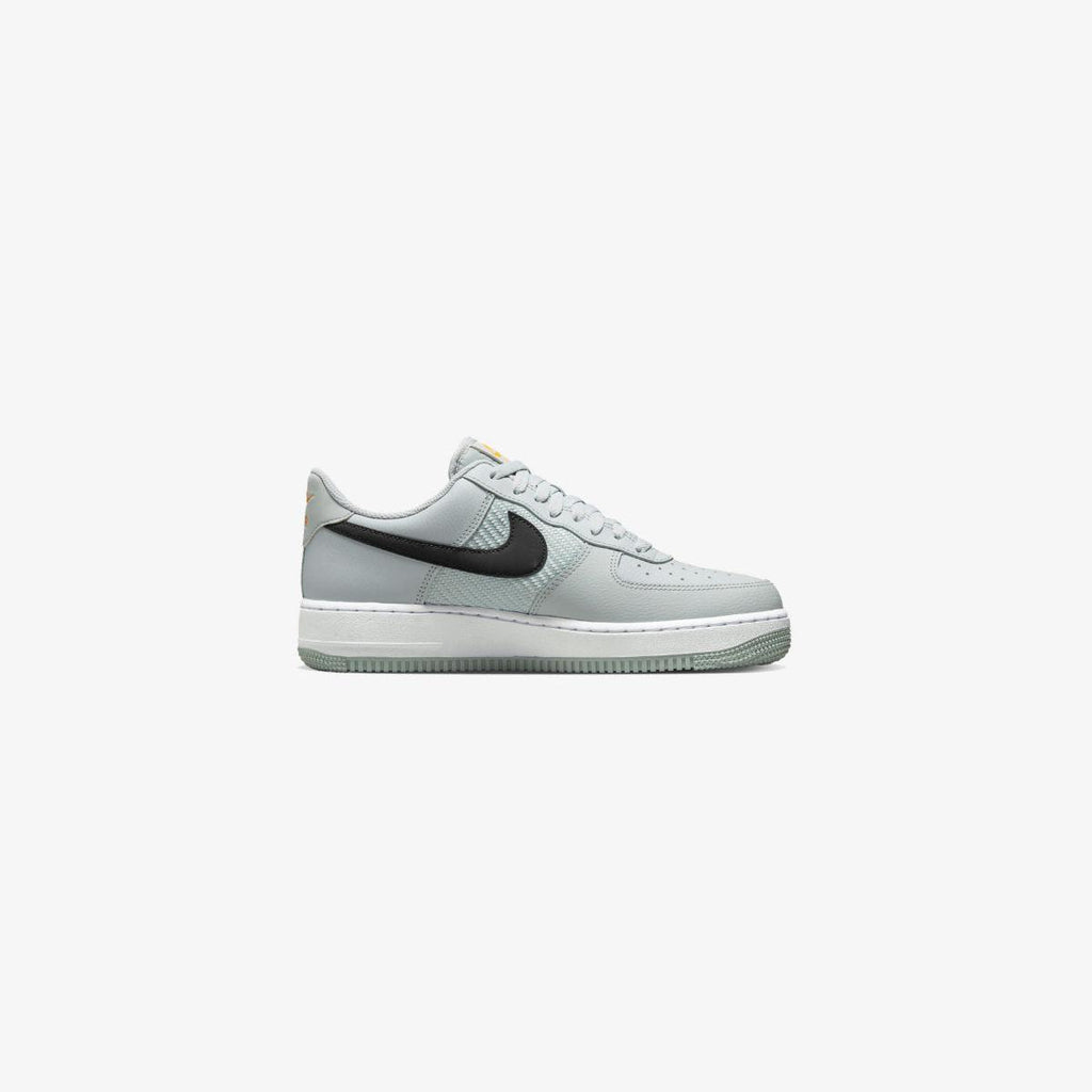 Nike Air Force 1 '07