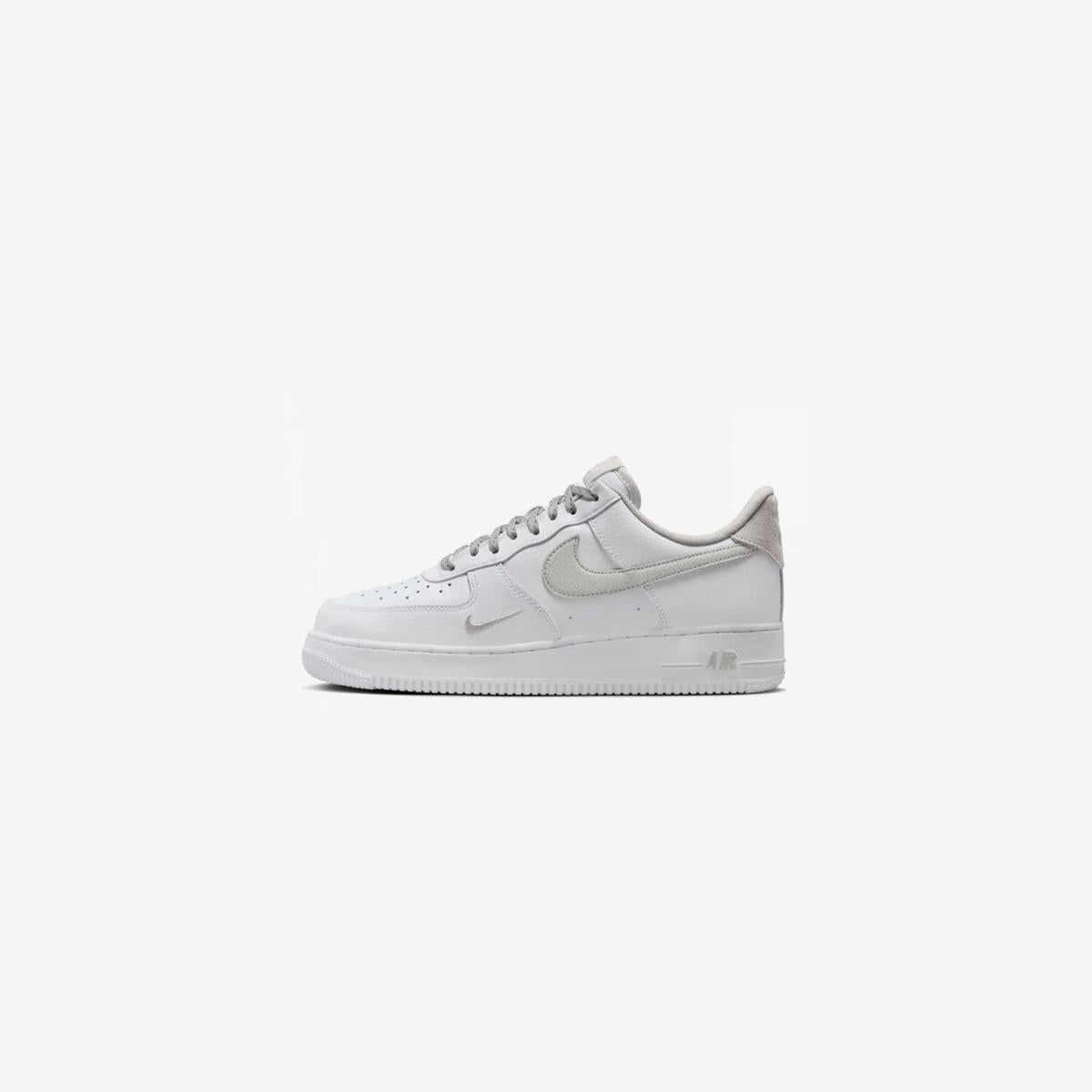 Nike Air Force 1 '07