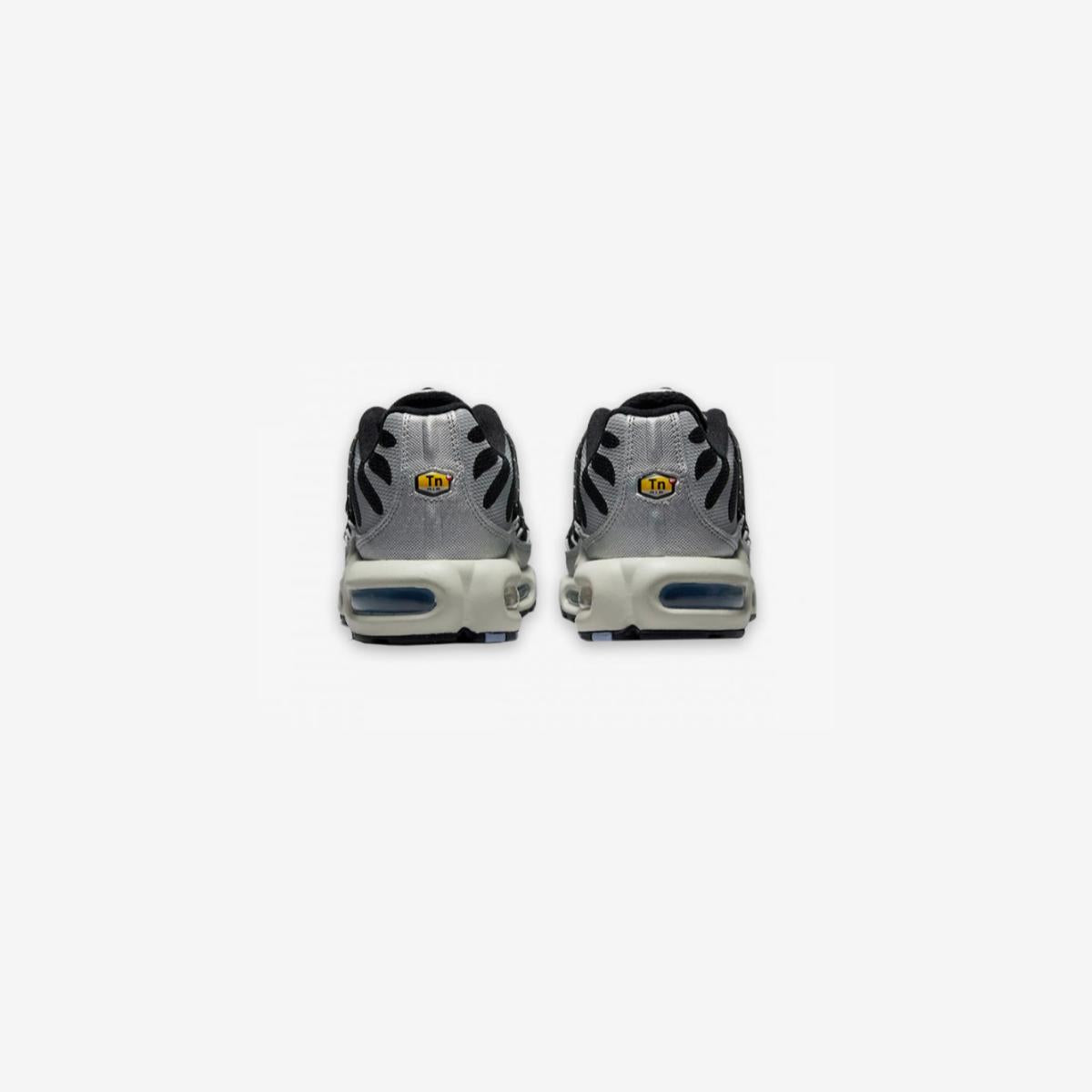 NIKE AIR MAX PLUS UTILITY