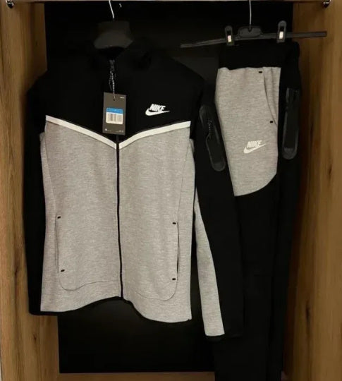Tech Fleece