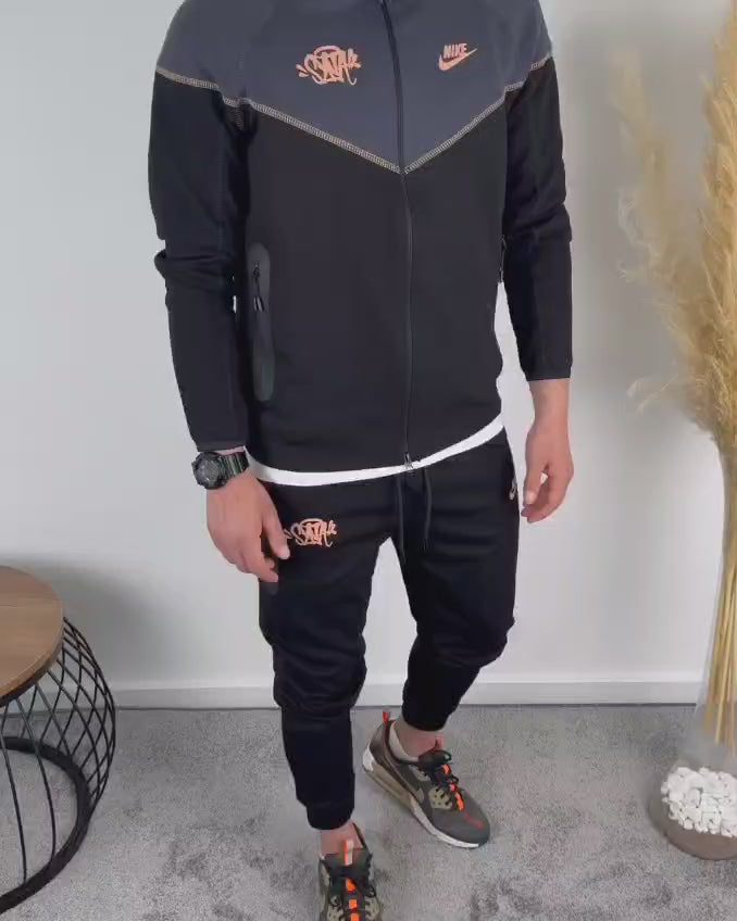 Tech Fleece
