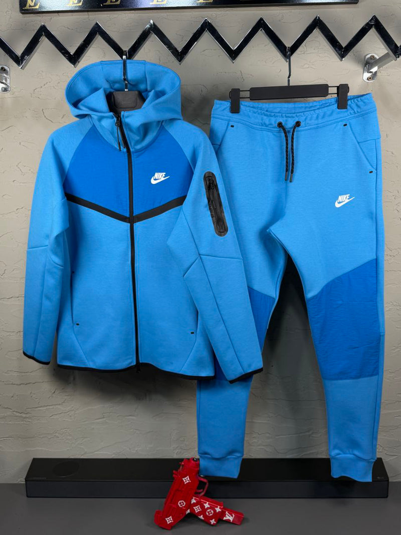 Tech Fleece komplet