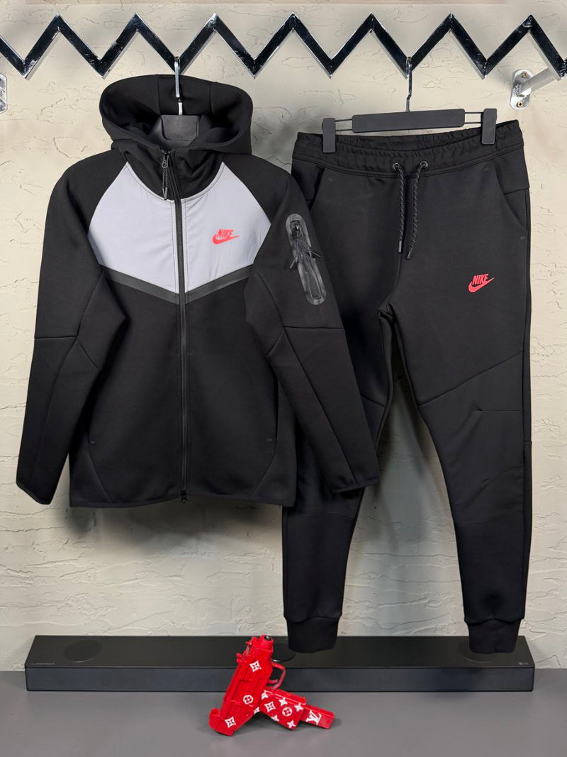 Tech Fleece komplet