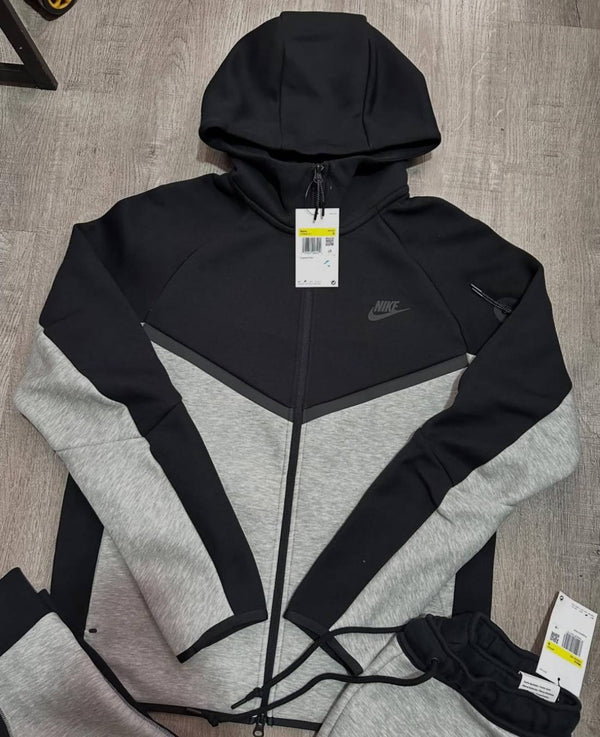 Tech Fleece komplet