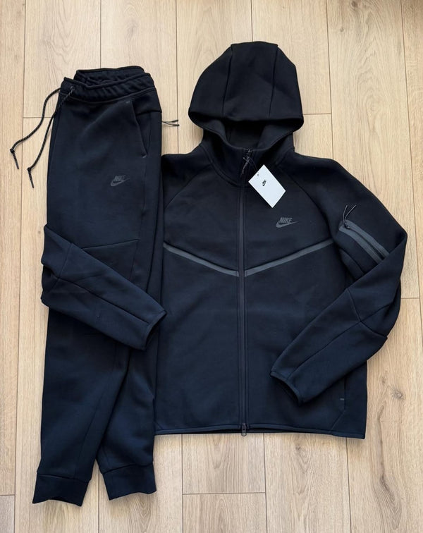 Tech Fleece komplet