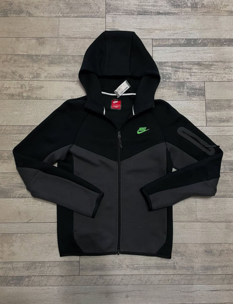 Tech Fleece komplet