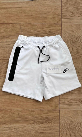 Tech Fleece Šorc